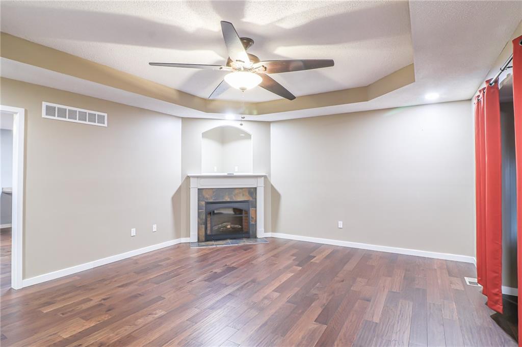 703 Sierra Ave, Warrensburg, MO 64093