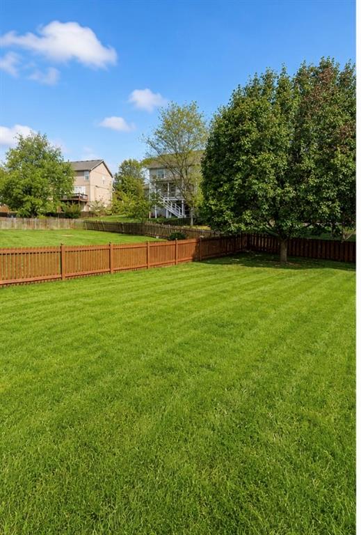 8604 NE 99th St, Kansas City, MO 64157