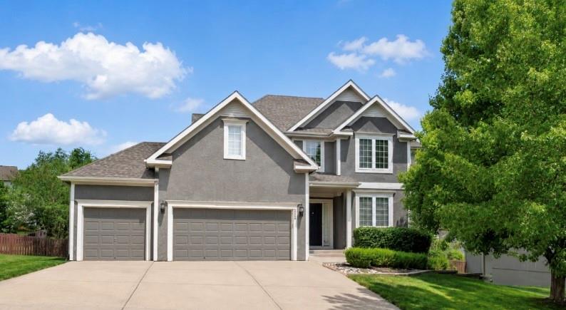 8604 NE 99th St, Kansas City, MO 64157