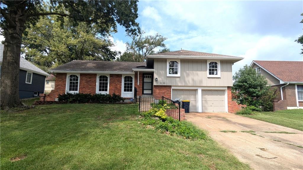 8116 E 96th Ter, Kansas City, MO 64134