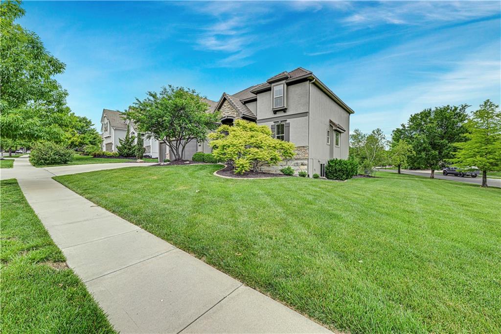 20104 W 90th St, Lenexa, KS 66220