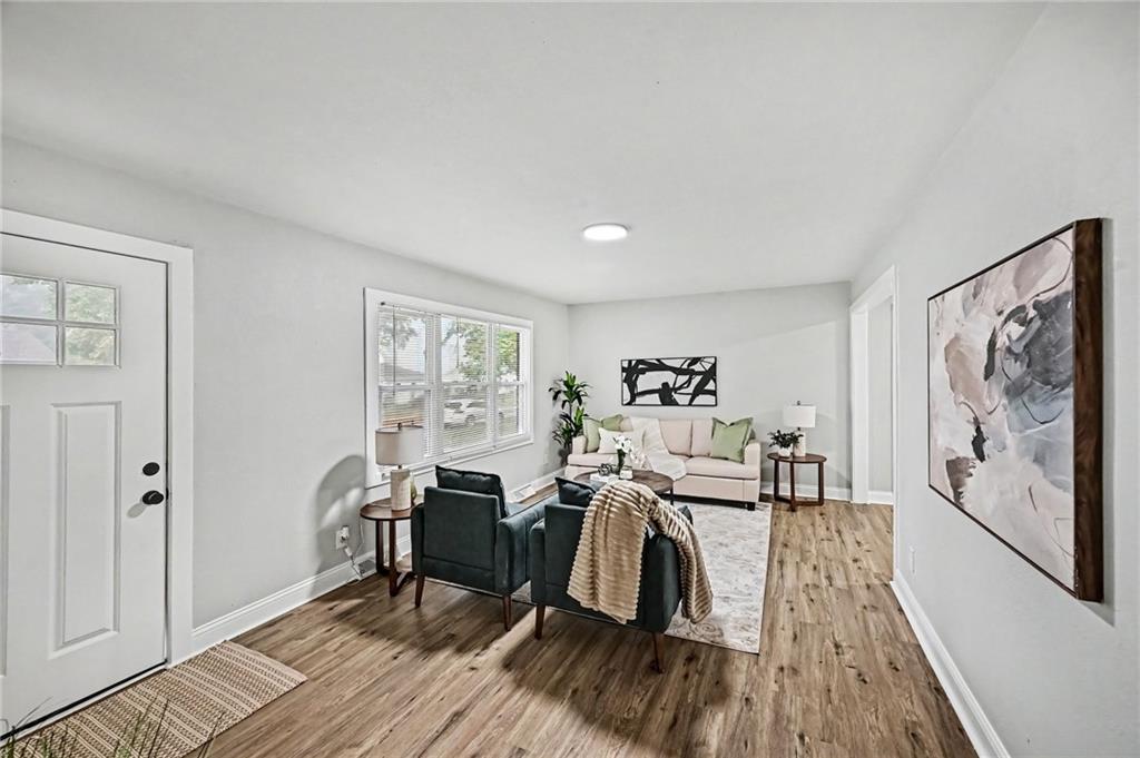 102 O E Ave, Excelsior Springs, MO 64024