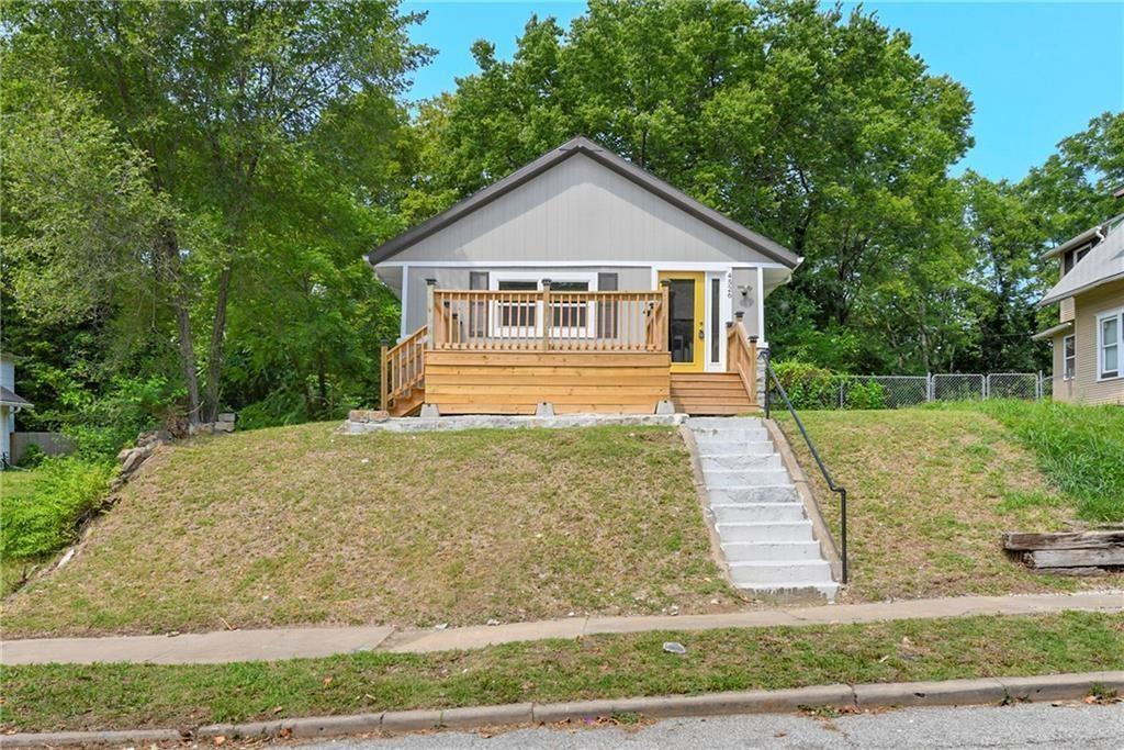 4526 Park Ave, Kansas City, MO 64130