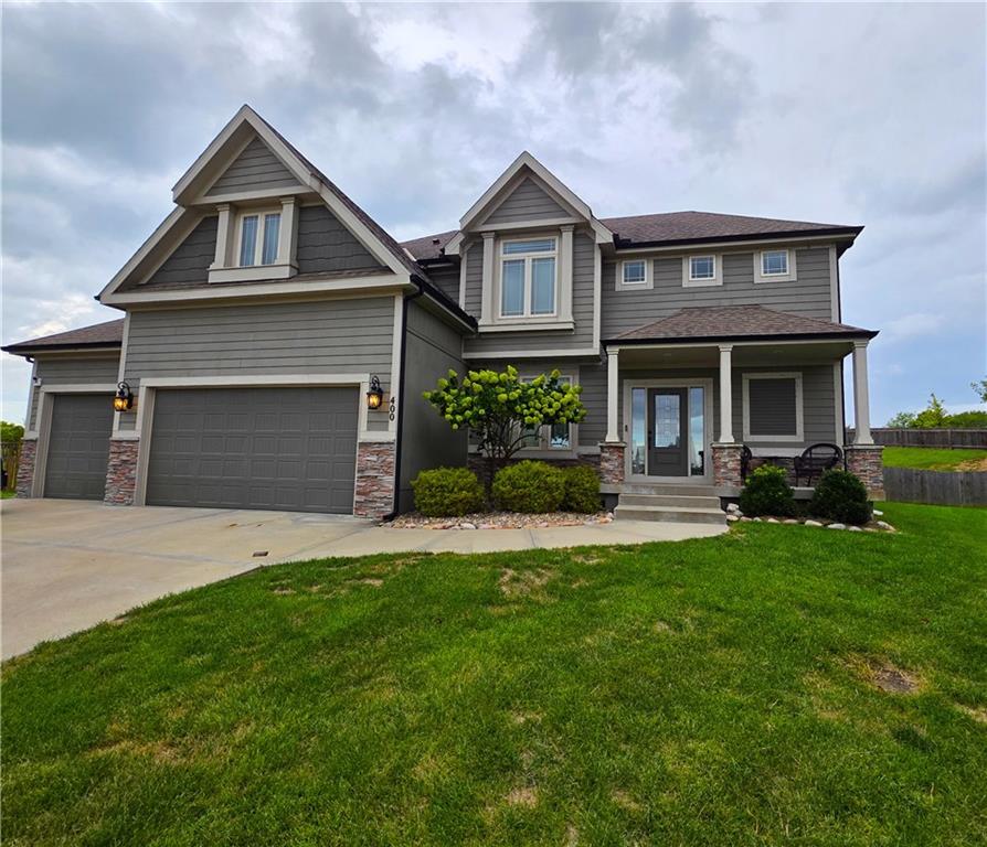 400 Yolanda Cir, Kearney, MO 64060