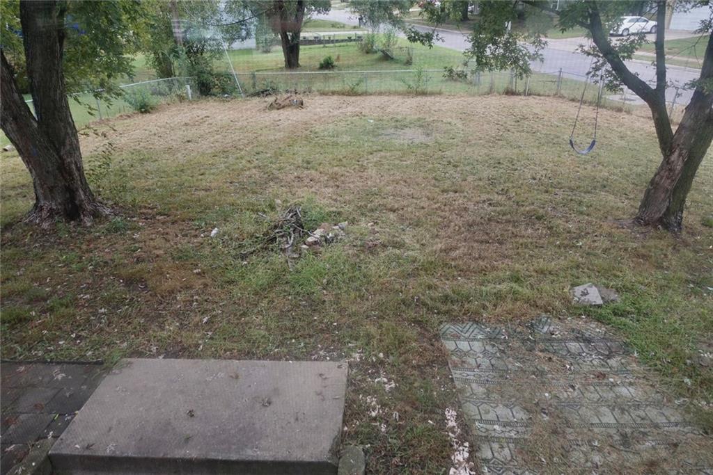 2501 Maverick Ln, Lawrence, KS 66046