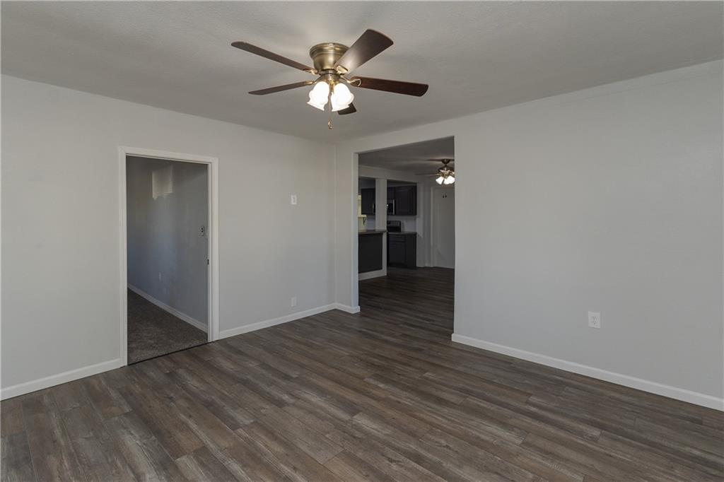 201 E 4th St, Cherryvale, KS 67335