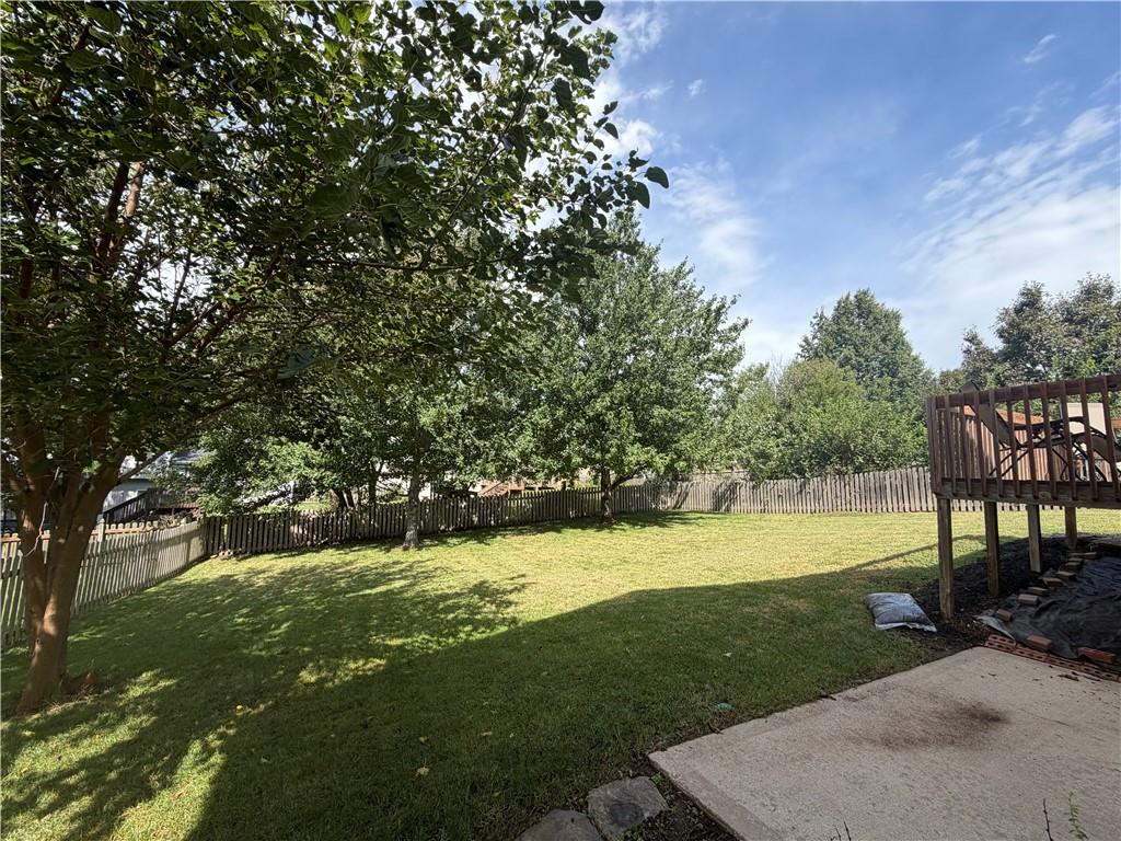 10416 NW 87th St, Kansas City, MO 64153