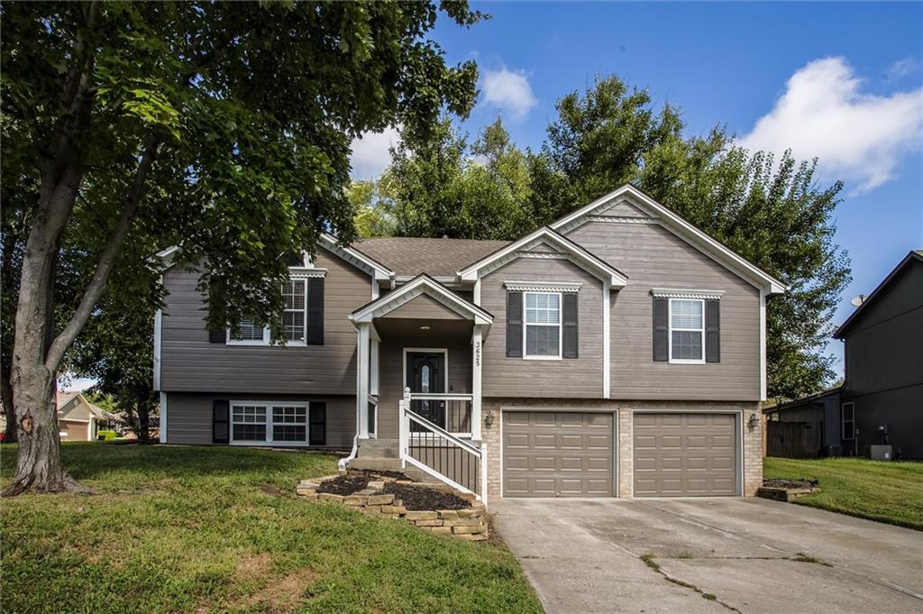 3625 NW Anchor Ct, Blue Springs, MO 64015