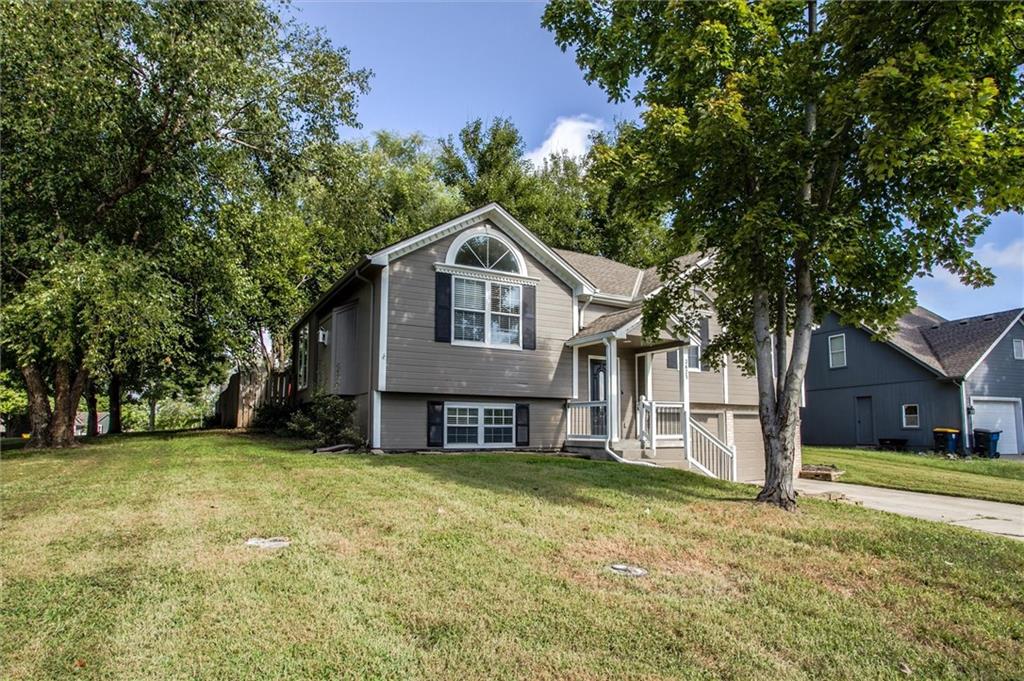 3625 NW Anchor Ct, Blue Springs, MO 64015