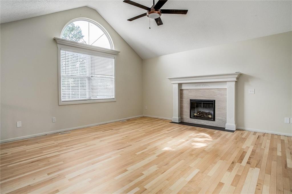 3625 NW Anchor Ct, Blue Springs, MO 64015