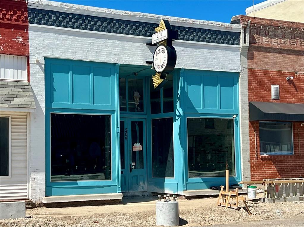209 S 2nd St, Odessa, MO 64076