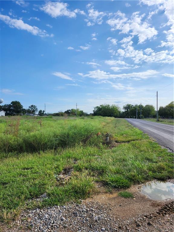 18 Short Dr, Linn Valley, KS 66040