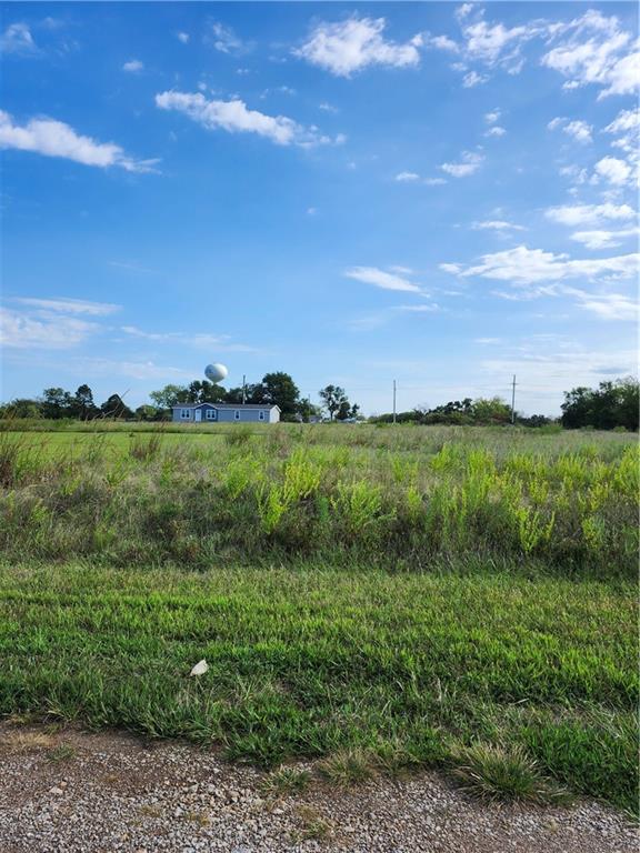 18 Short Dr, Linn Valley, KS 66040