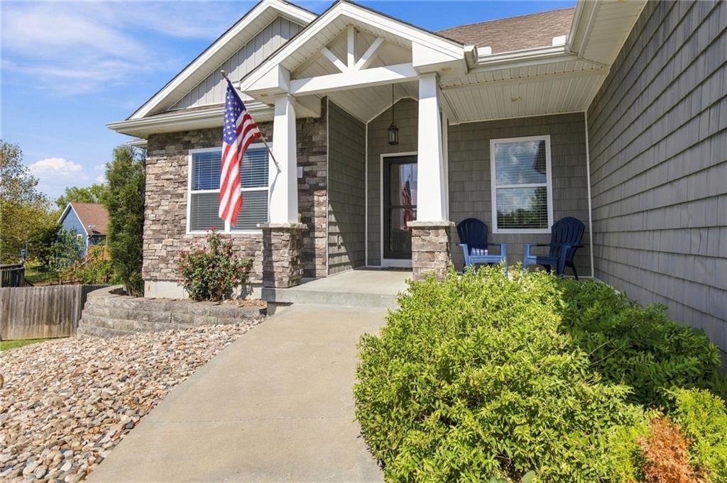 483 Olive Ct, Warrensburg, MO 64093