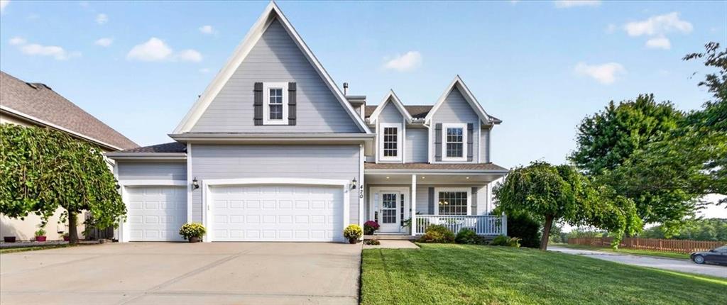 420 Shannon Ave, Smithville, MO 64089