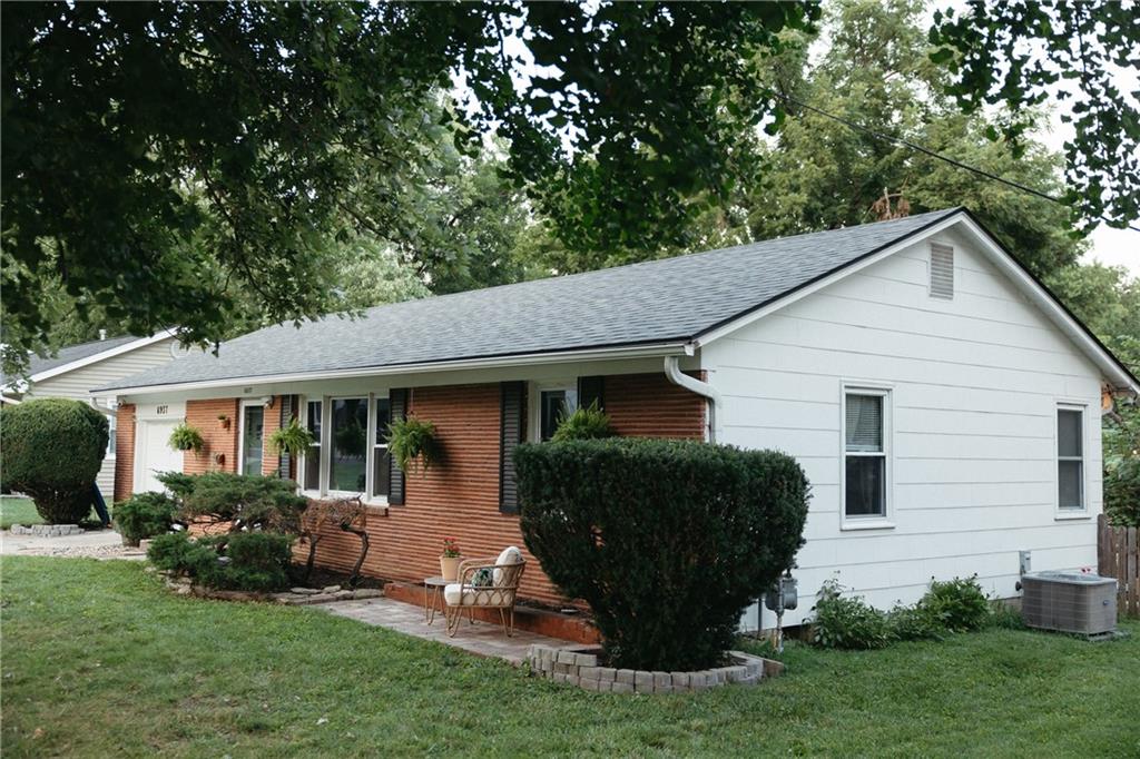 6937 Walmer St, Overland Park, KS 66204