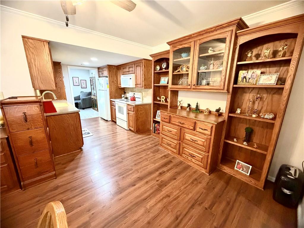 1328 W Jenkins Blvd, Raymore, MO 64083