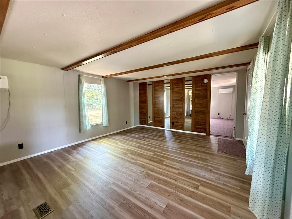 515 W 1st St, Cherryvale, KS 67335