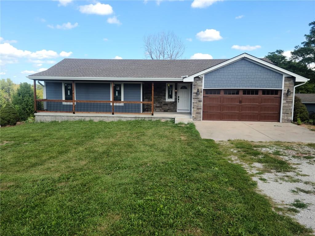 19305 Faith St, Holt, MO 64048