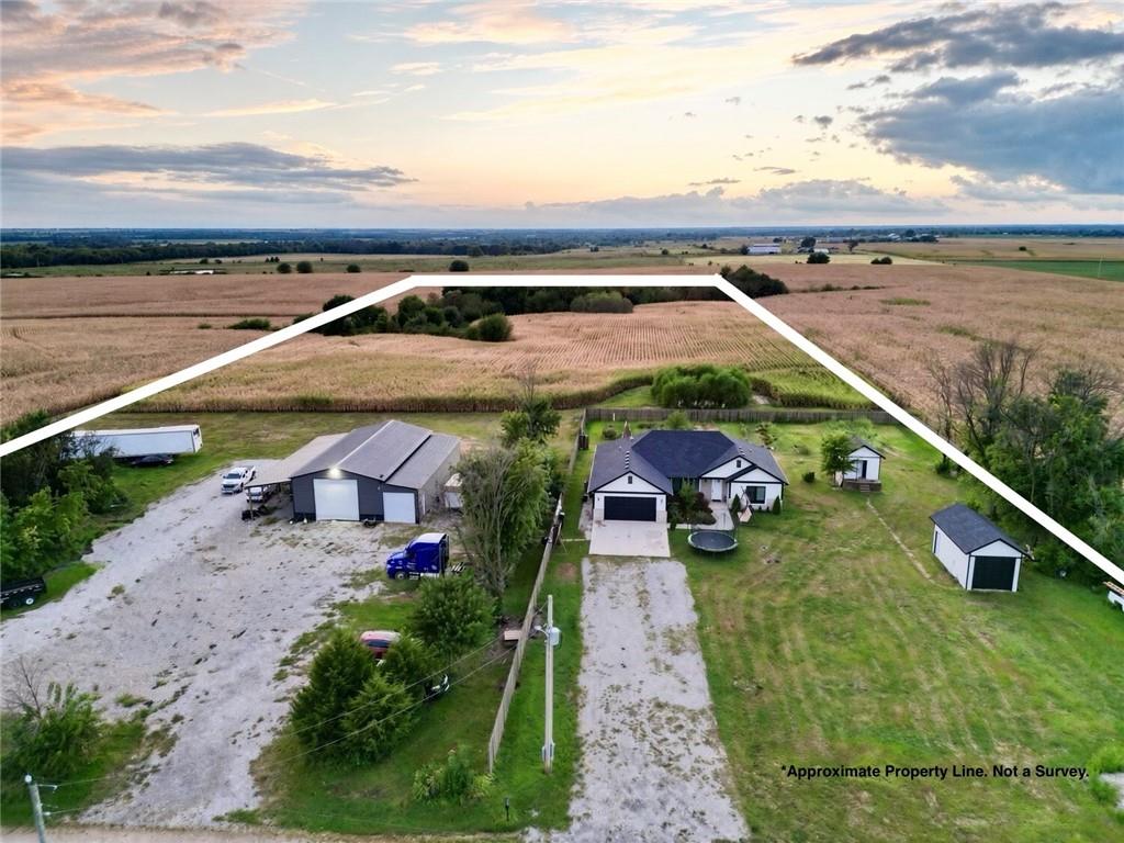12127 Hoffman Ave, Ionia, MO 65335