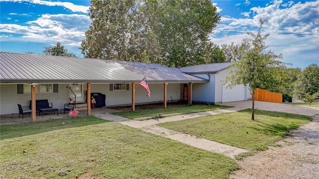 1082 NW 150th Rd, Holden, MO 64040