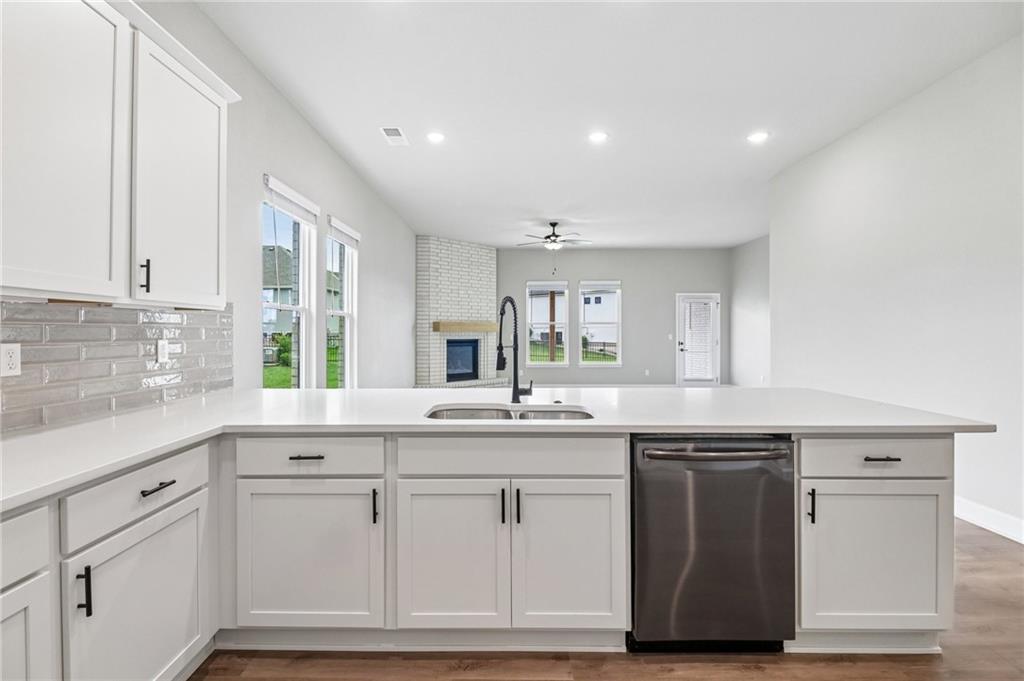 19045 W 170th Pl, Olathe, KS 66062