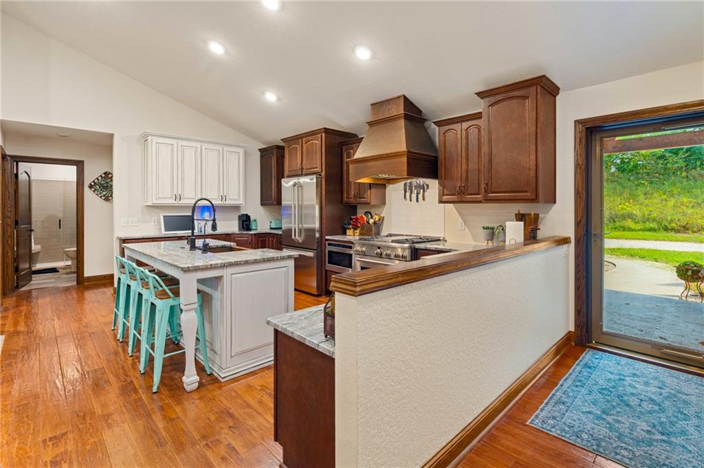 7877 SE St Rt 371 Hw, St Joseph, MO 64504