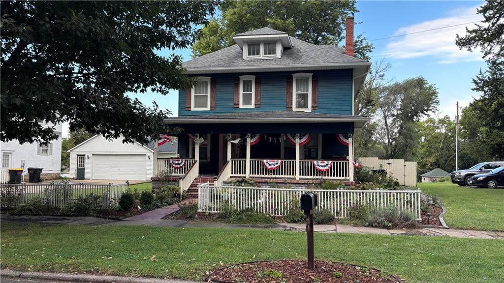 206 S 1st St, Savannah, MO 64485