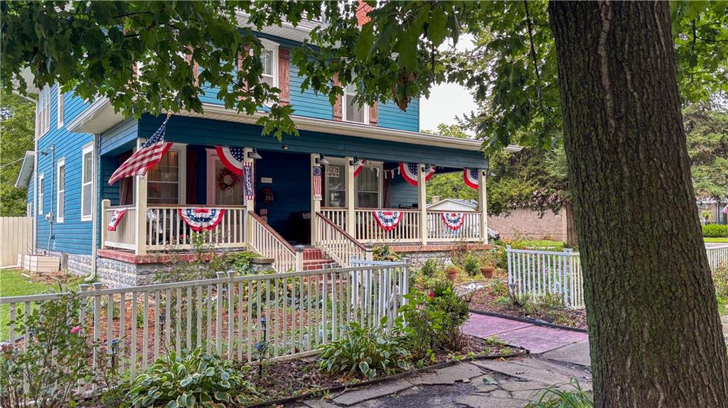 206 S 1st St, Savannah, MO 64485