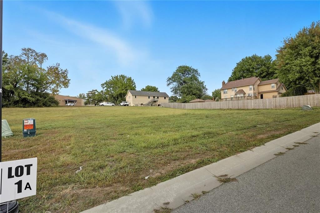 108 Melinda Dr, Kearney, MO 64060