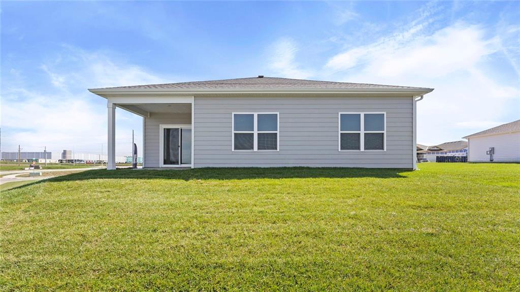 21534 Carrara Cir, Peculiar, MO 64078