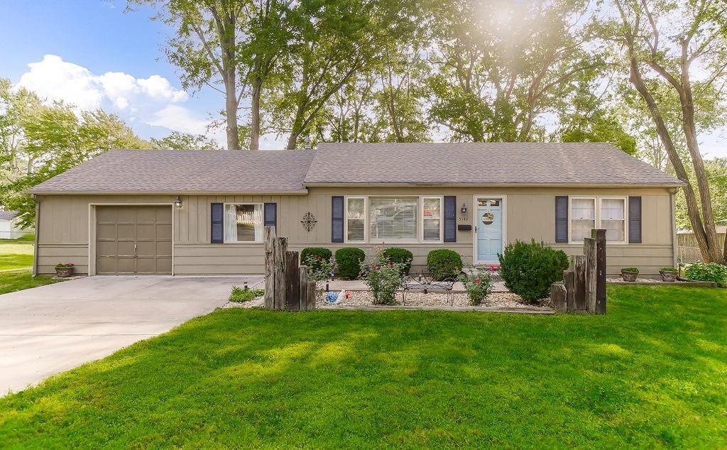 5141 Monrovia St, Shawnee, KS 66216