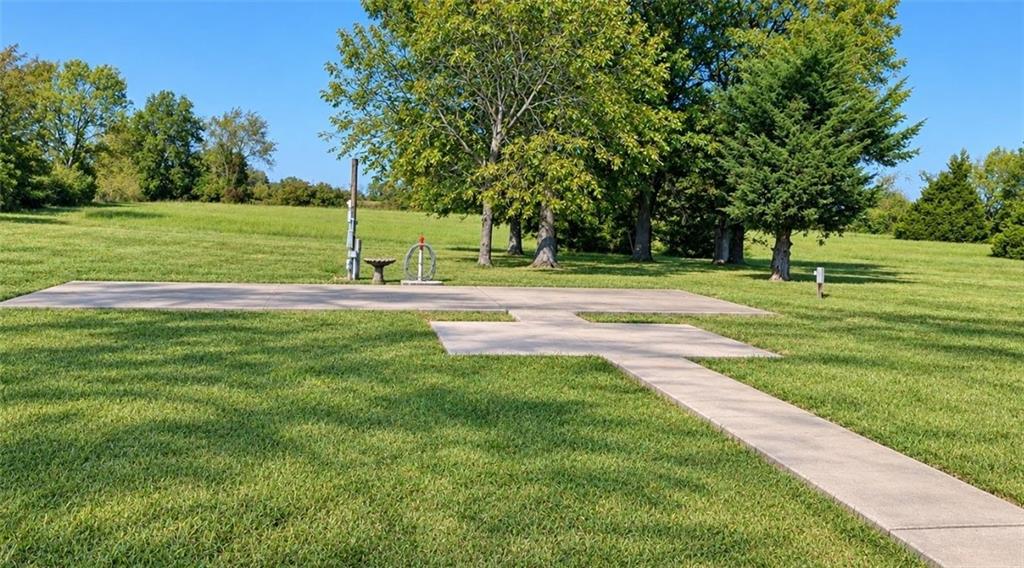 31480 Metcalf Rd, Louisburg, KS 66053