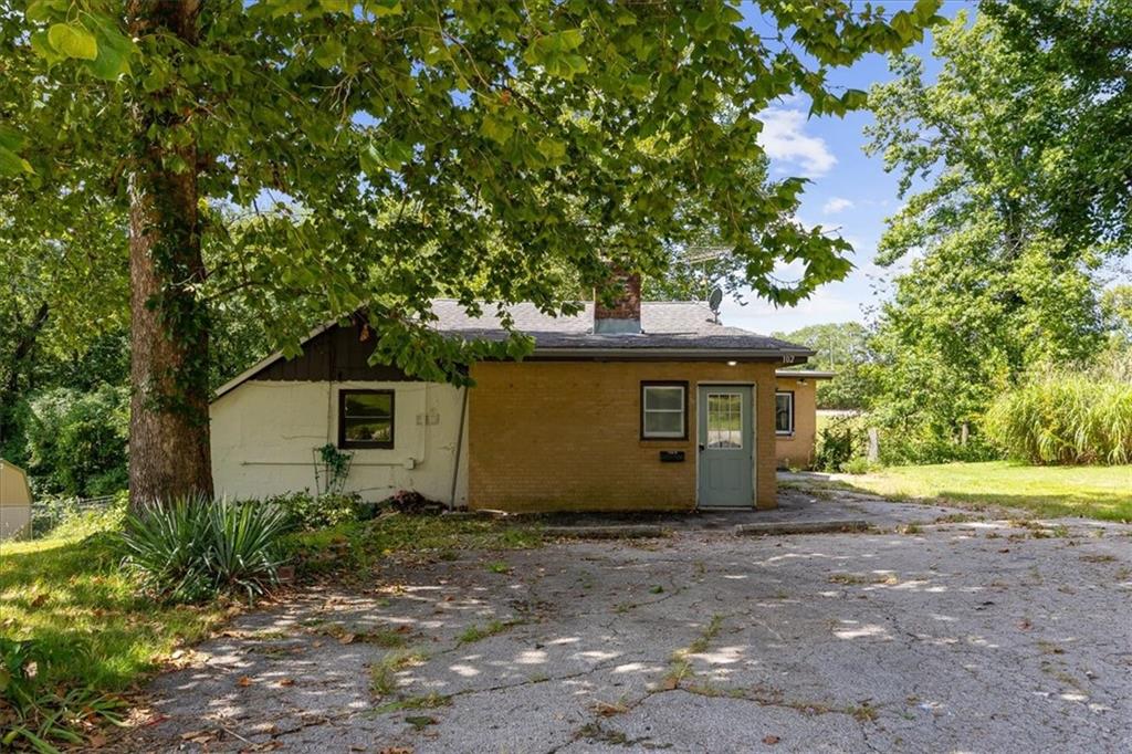 102 Collette St, Excelsior Springs, MO 64024