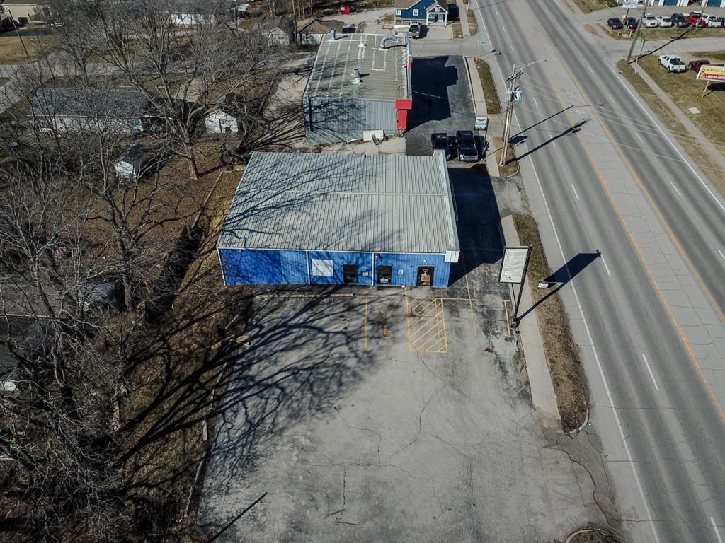 811 E 23rd St S, Independence, MO 64055