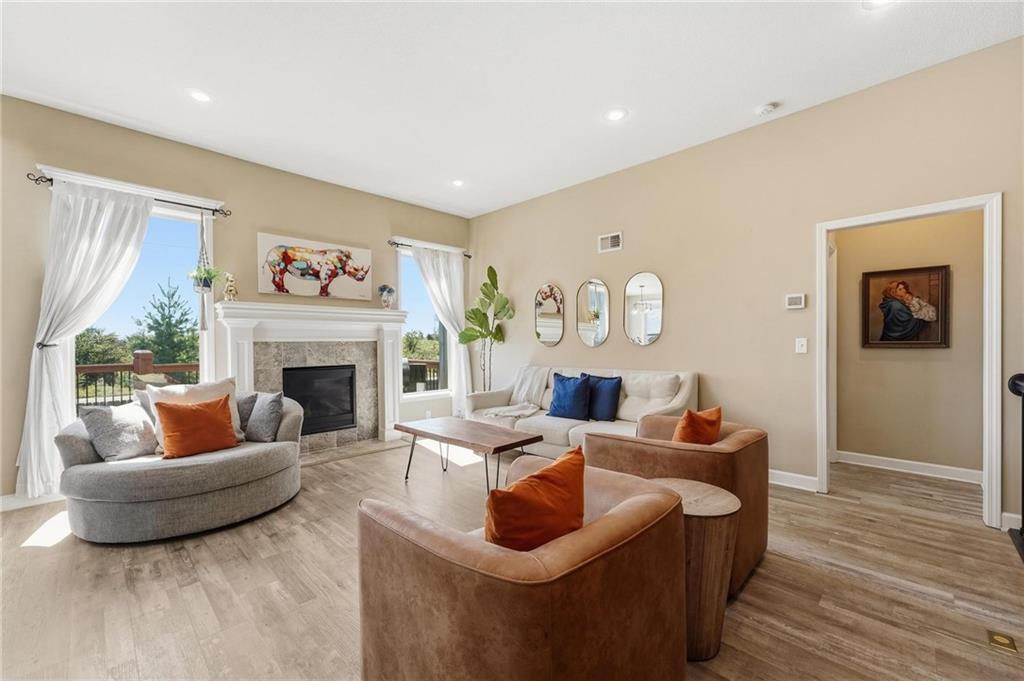 1713 SW Merryman Dr, Lee's Summit, MO 64082