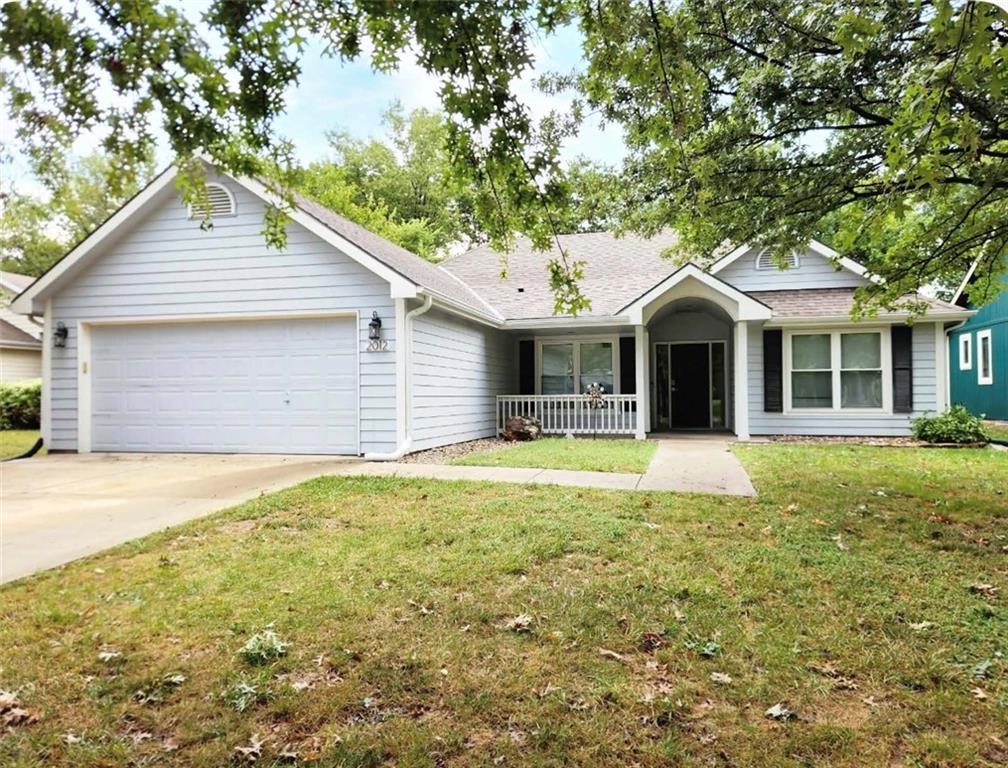2012 E 26th St, Lawrence, KS 66046