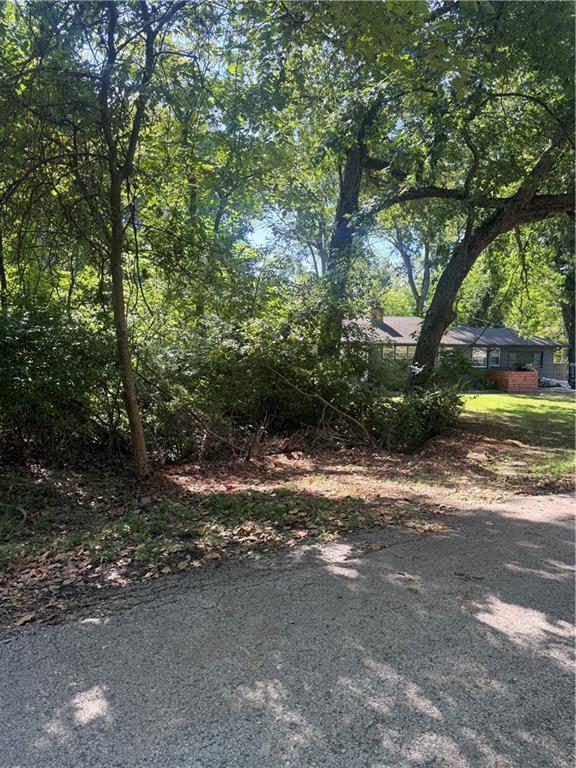 5414 NE Carmel Rd, Kansas City, MO 64119