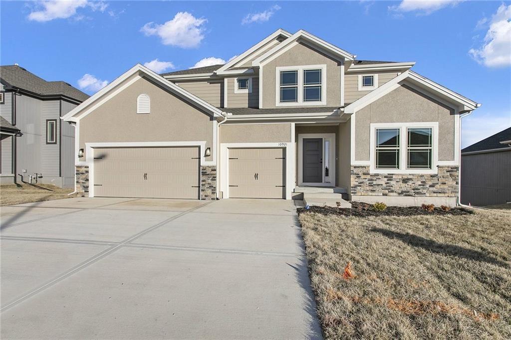 7200 NE 112th St, Kansas City, MO 64156