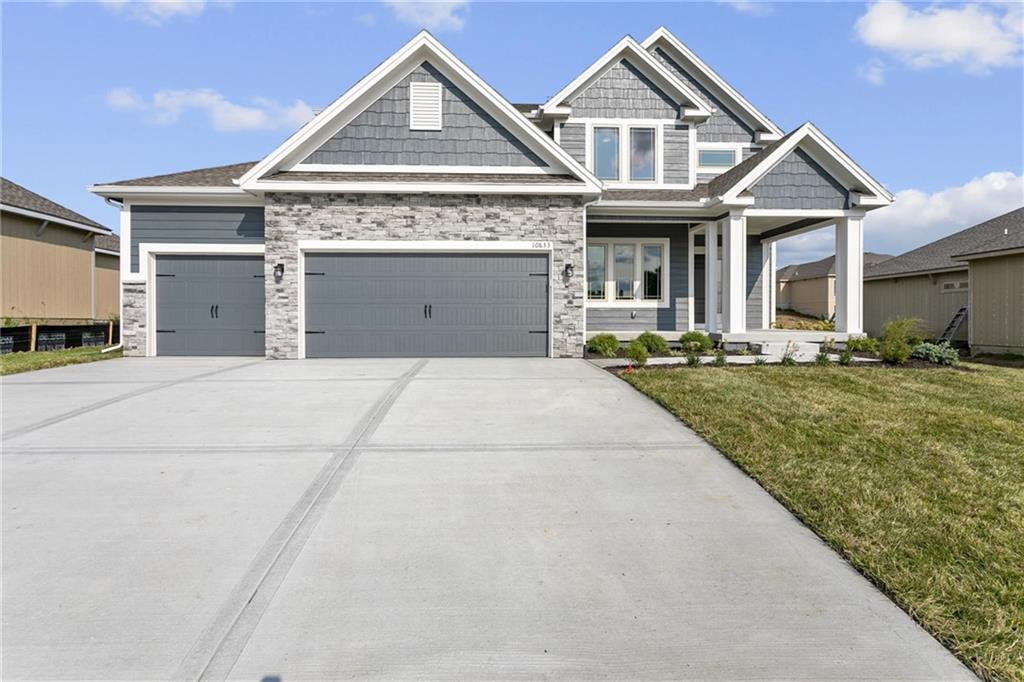 11117 N Bristol Ave, Kansas City, MO 64156