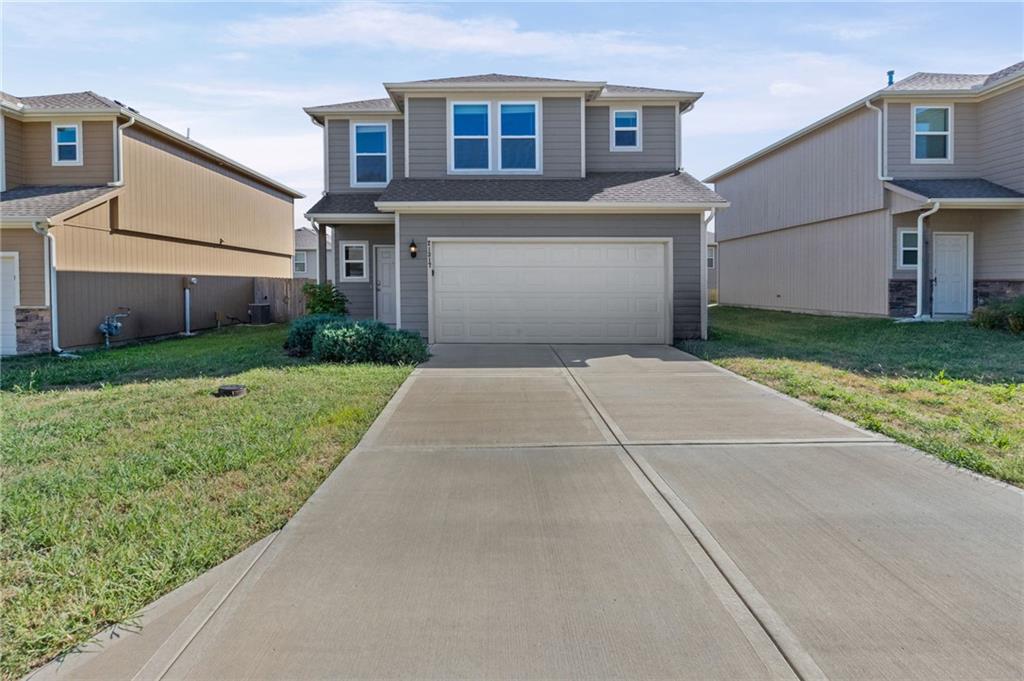 21317 W 215th St, Spring Hill, KS 66083