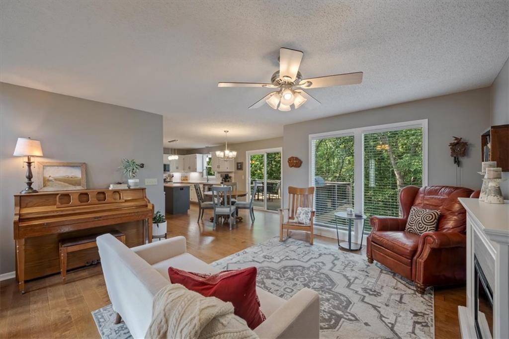 1512 NW 79th Ter, Kansas City, MO 64118