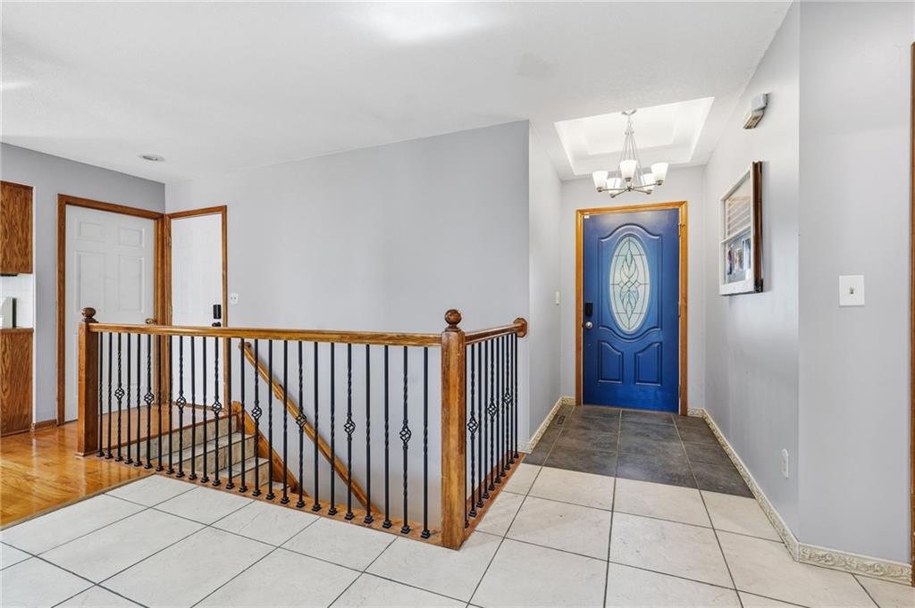 1505 NE 102nd St, Kansas City, MO 64155