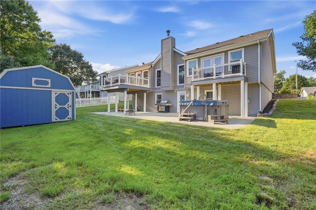 1505 NE 102nd St, Kansas City, MO 64155
