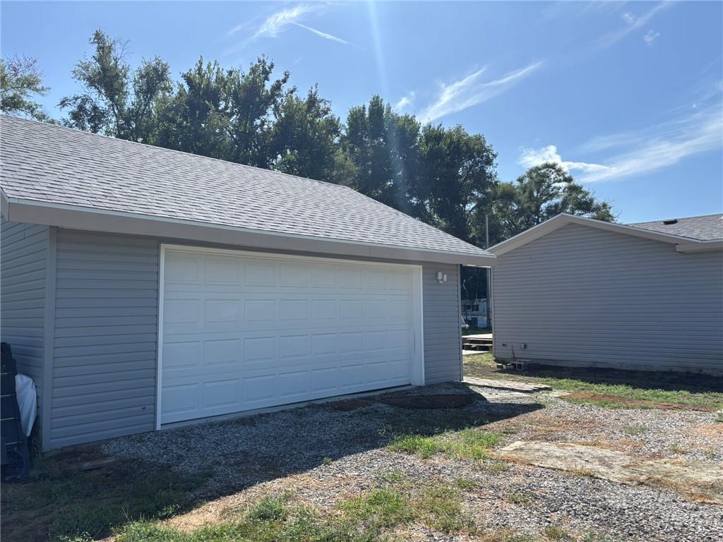 1206 Missouri St, Elwood, KS 66024