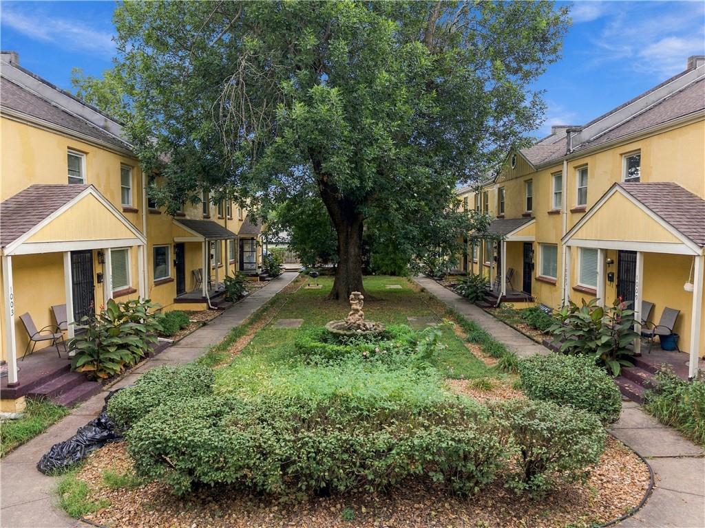 1005 W 38th St, Kansas City, MO 64111