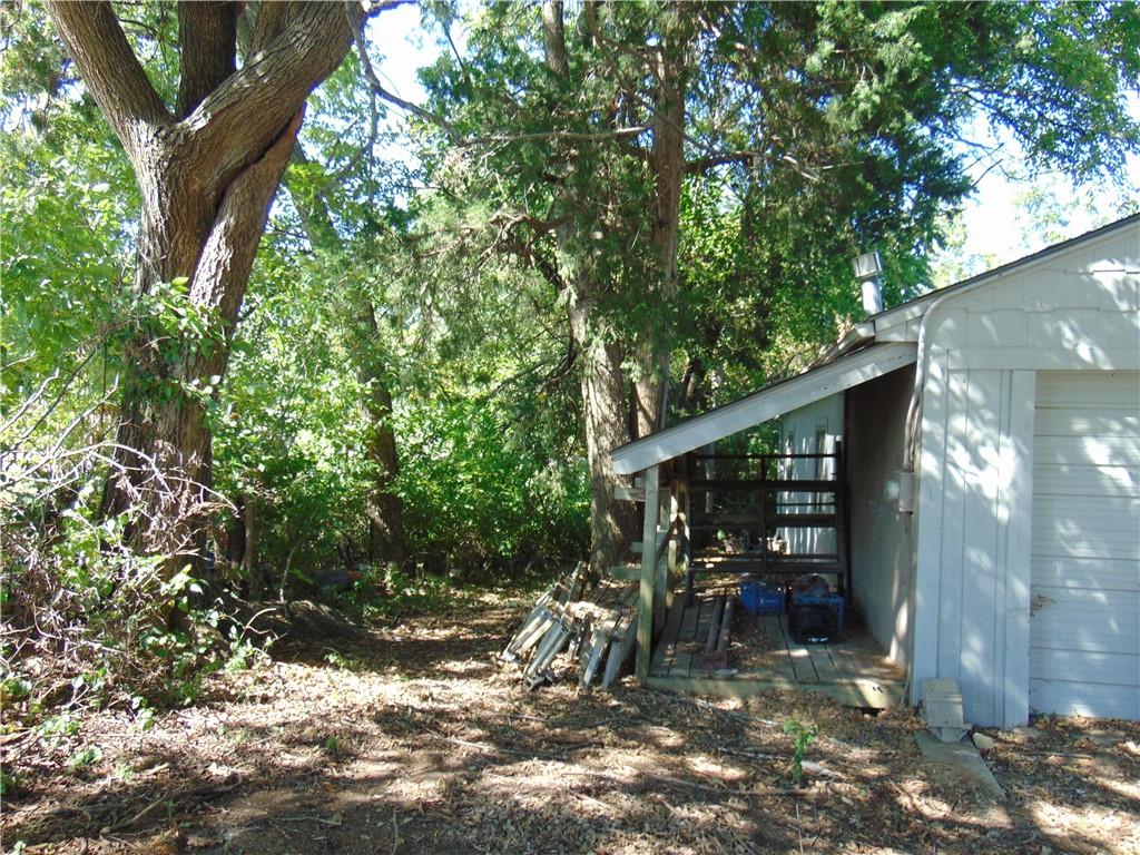 302 W Chestnut St, Harrisonville, MO 64701
