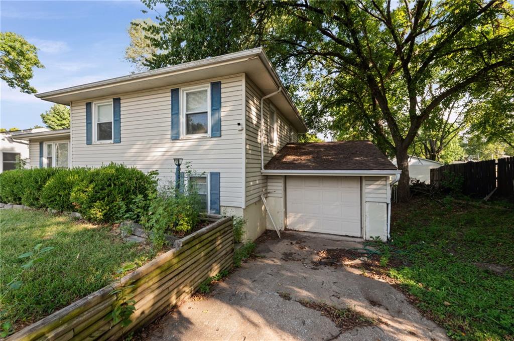 4508 NE 49th Ter, Kansas City, MO 64119