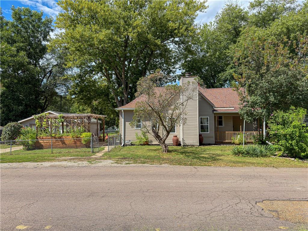 1001 W 10th St, Sedalia, MO 65301