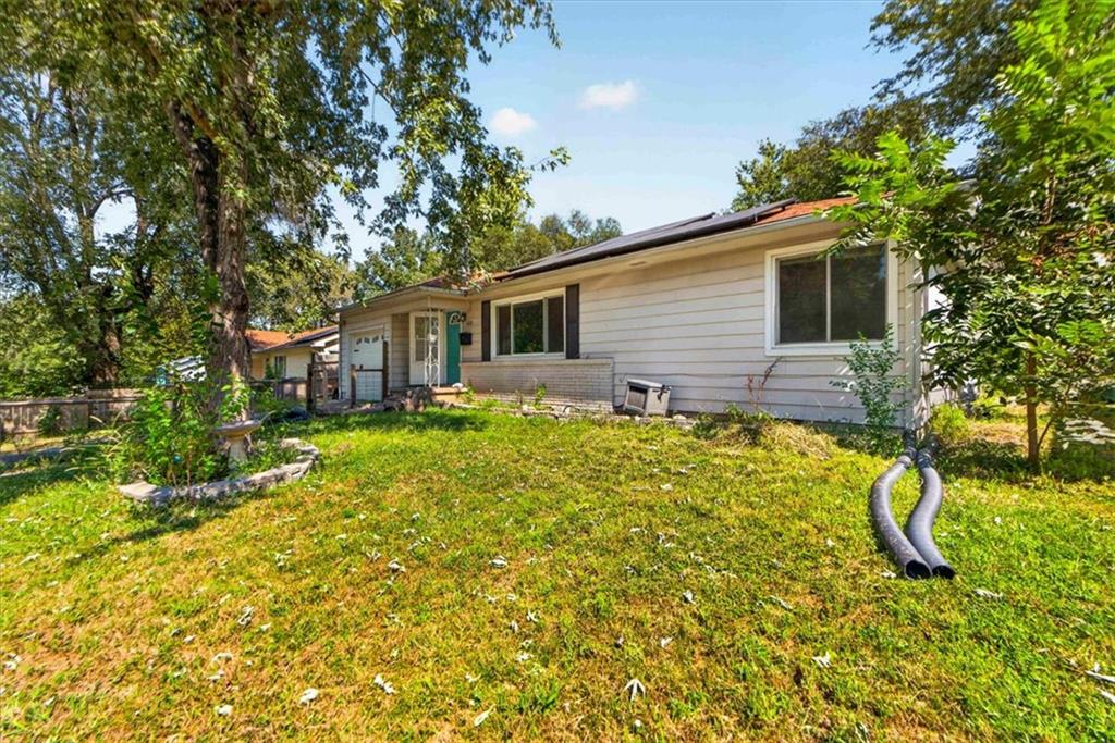 108 N Grant Ave, Knob Noster, MO 65336